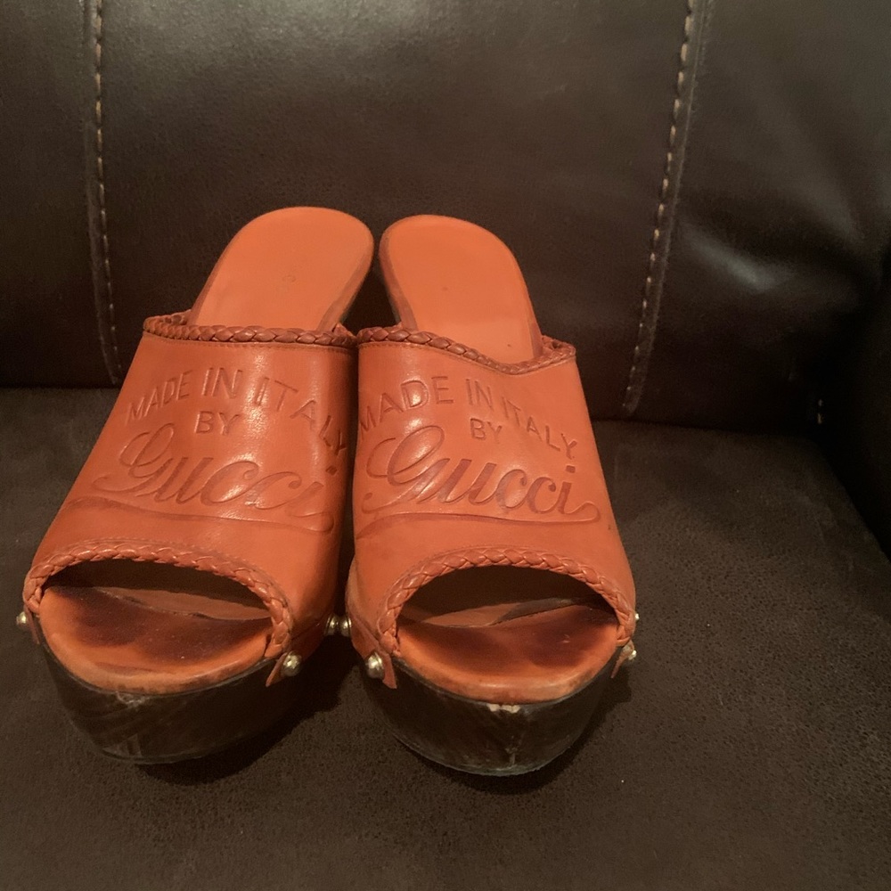 Gucci clogs